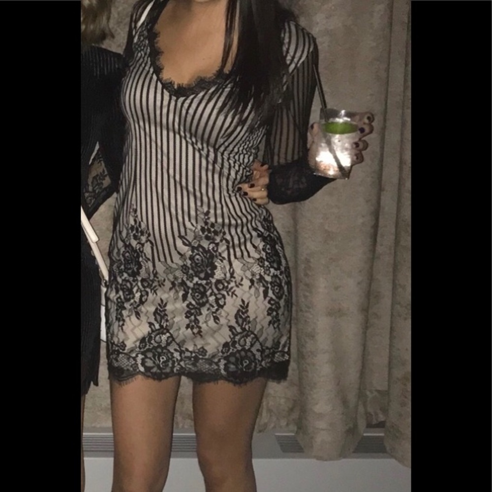 Tobi Black Long Sleeve Lace Dress